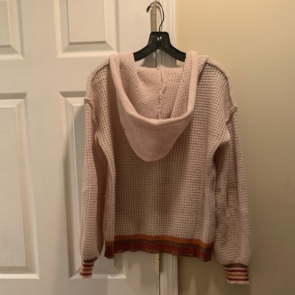 Hem & Thread Cream V-Neck Sweater with Multicolor Trim - Picture 11 of 11